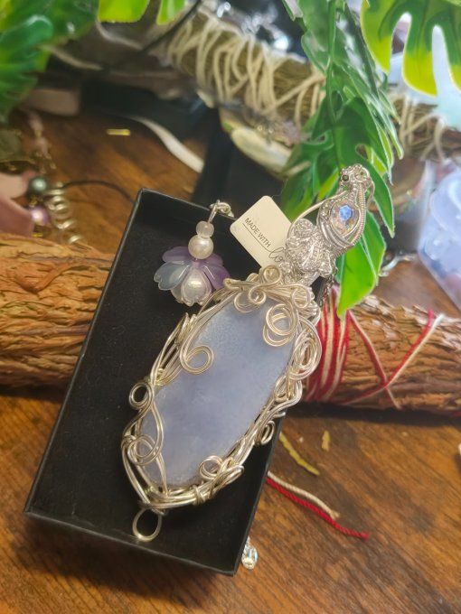 Pendentif calcedoine Blue lace-L'elfique