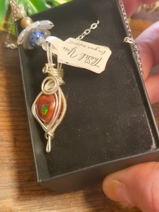 Pendentif Opale de feu mexicaine ✨ Feu de vie & passion 