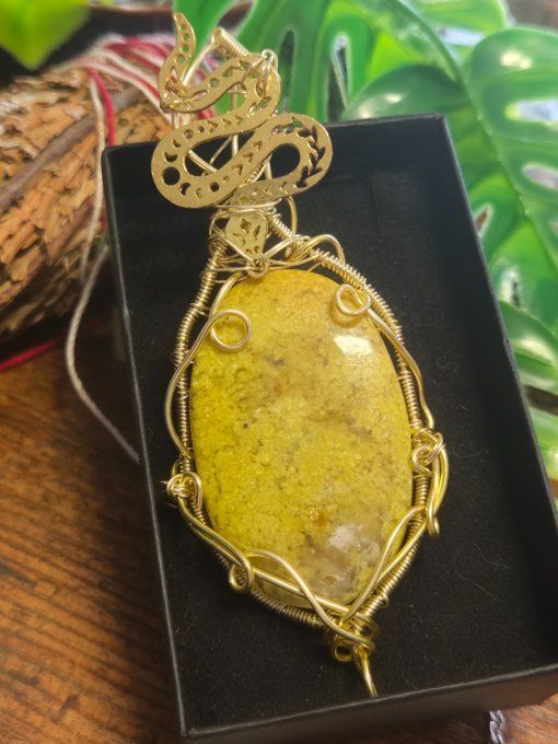Amulette Or -Opale verte - Prospérité et jeunesse 