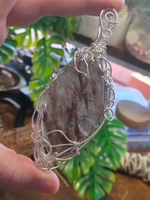 Amulette Quartz hématoïde ✨transforme l'énergie