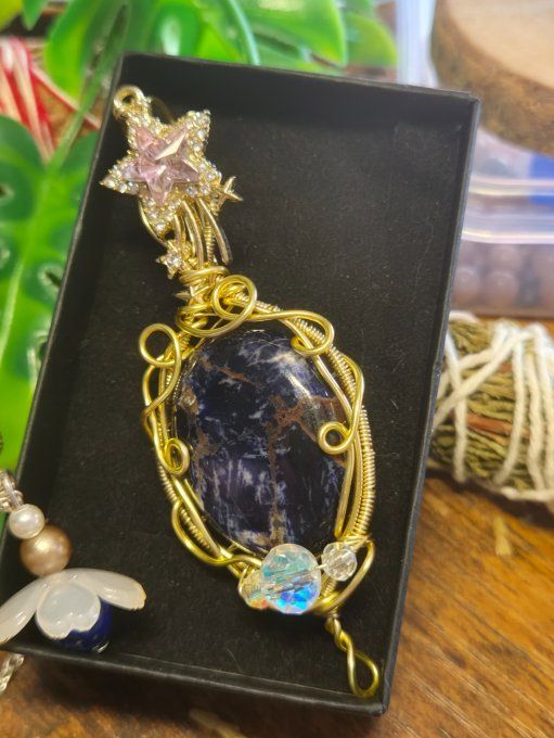 Pendentif Sodalite or ❤️ cuivre– Humilité, Courage Et Communication  