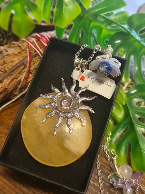 Pendentif Calcite jaune -Pierre de joie solaire