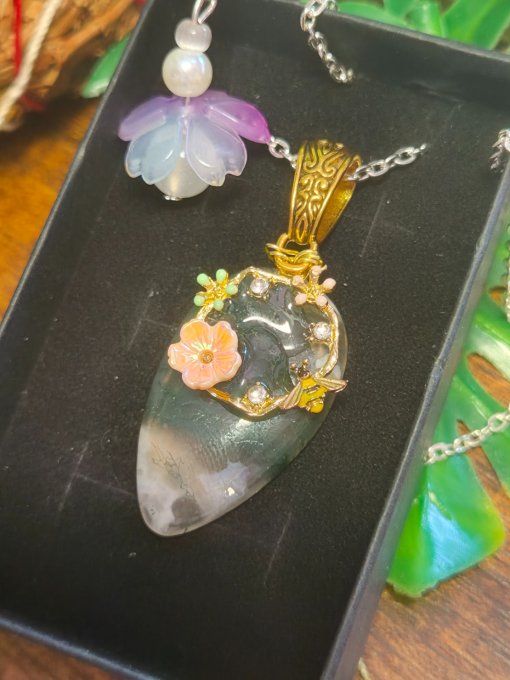 Pendentif Agate Mousse – Connexion, Renouveau & Sérénité   