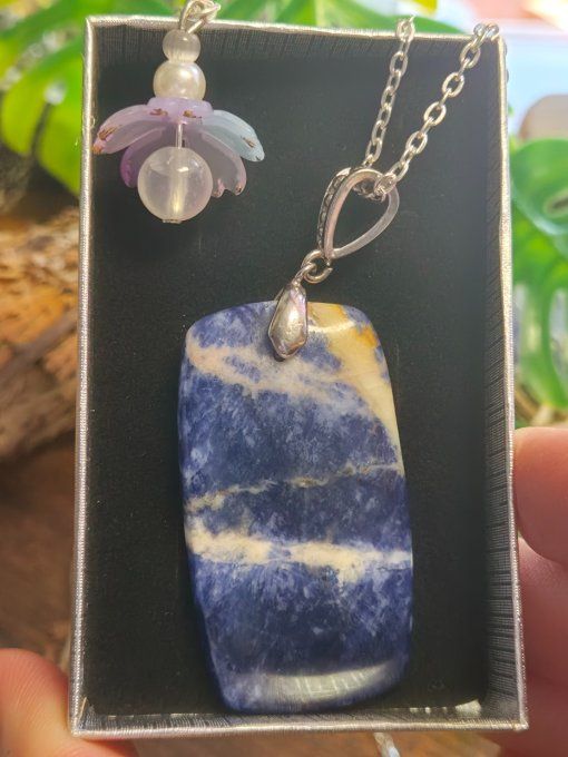 Pendentif Sodalite ❤️ percée – Humilité, Courage Et Communication  