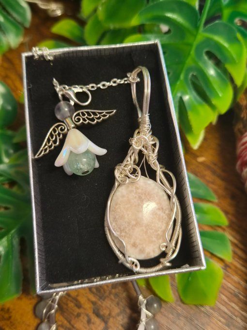 Pendentif Natrolite - Thomsonite -Douceur Incarnée -