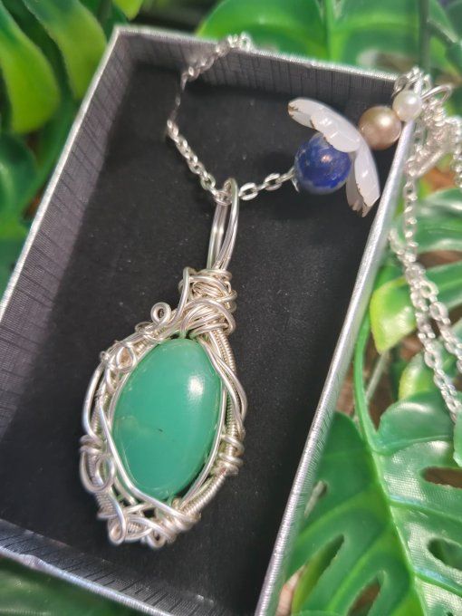 Amulette En Chrysoprase – Pierre De Soin, De Confiance Et De Compassion    