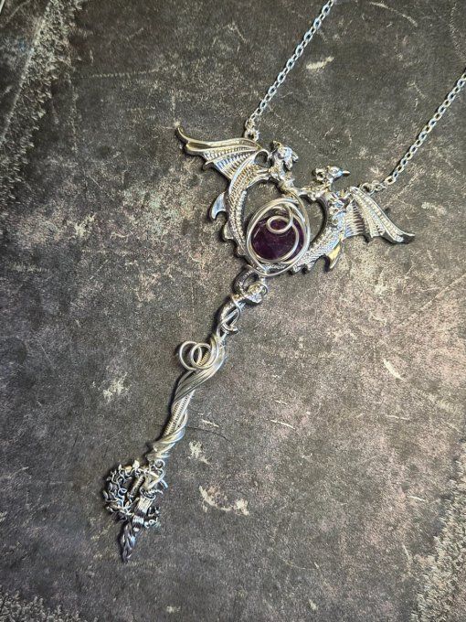 Clé griffon et Dragon , sugilite