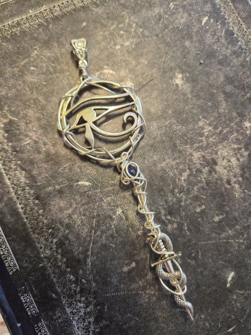 Pendentif Clé de Ra , lapis lazuli et Apophys .