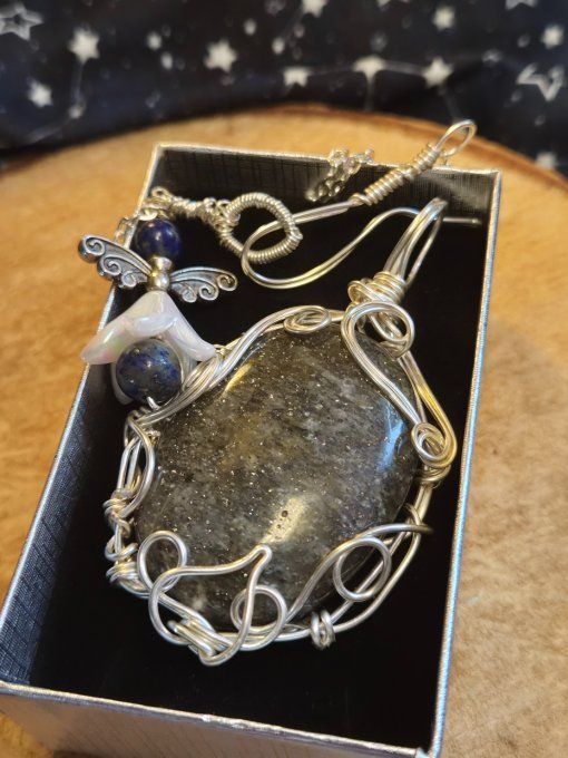 Pierre de Soleil Noire mica et hématite ✨