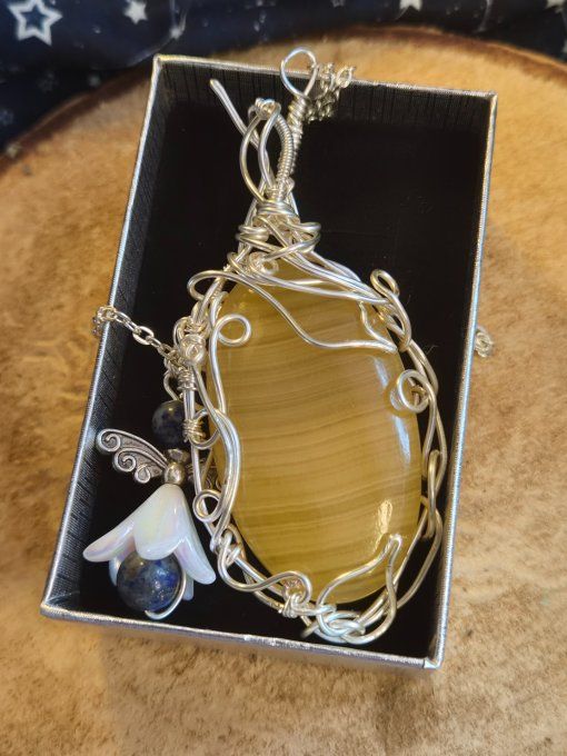 Pendentif Aragonite jaune Or✨ Ancrage et patience ✨