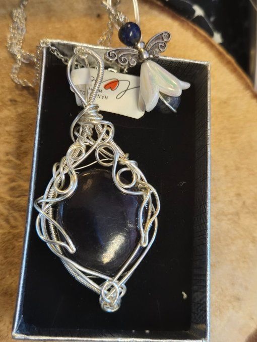 Pendentif Purpurite  – Liberté Intérieure  .
