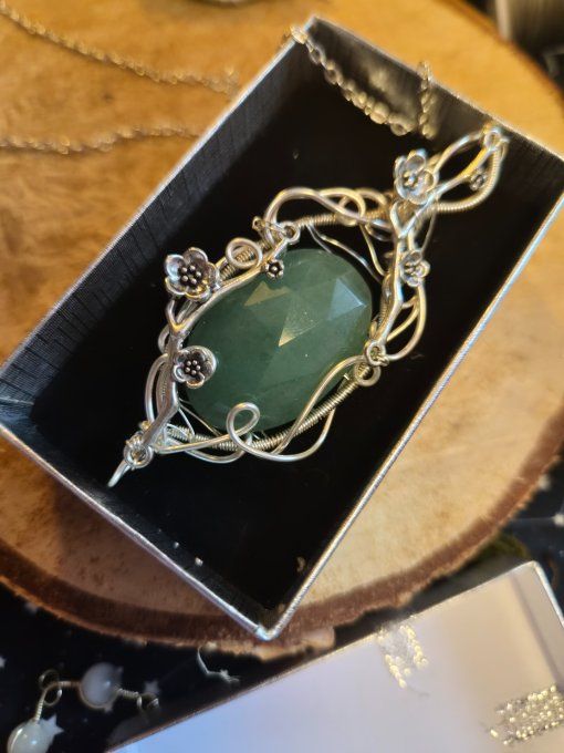 Amulette Aventurine verte -Enfant interieure et prospérité