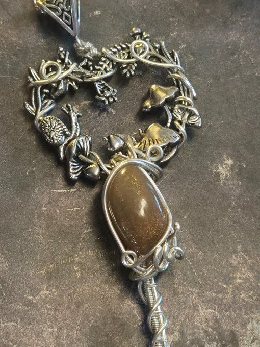 Pendentif clé pierre de lune pêche- Summerween 