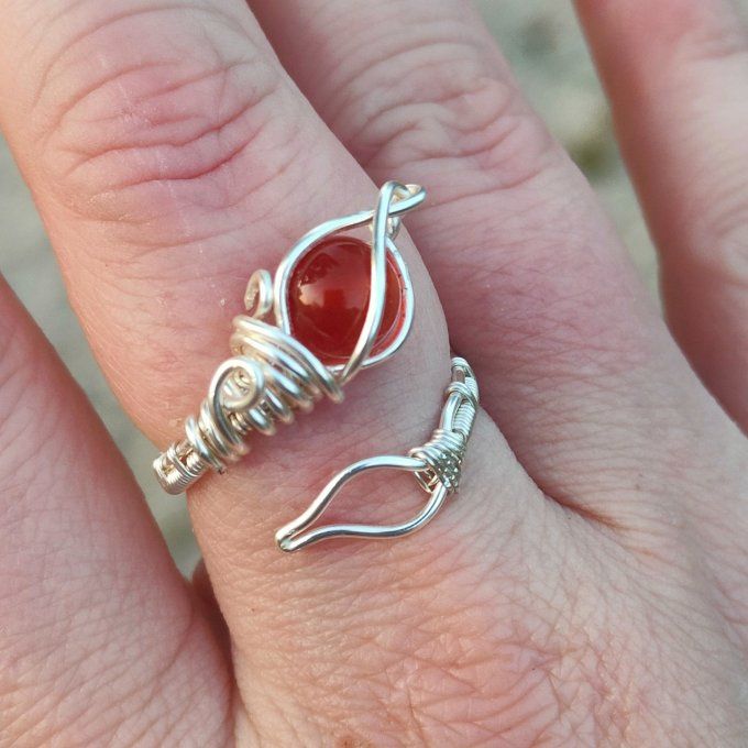 Bague perle cornaline tissé 