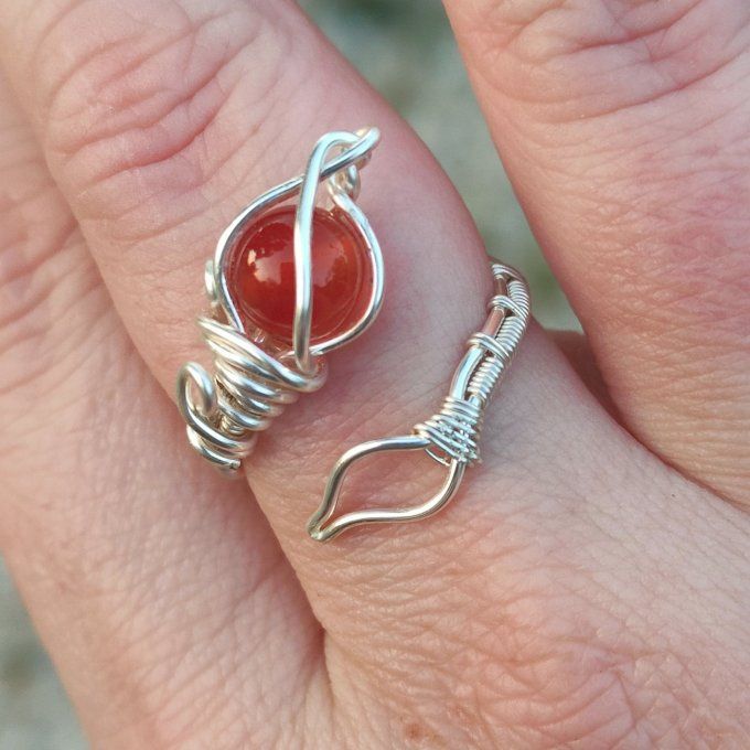 Bague perle cornaline tissé 