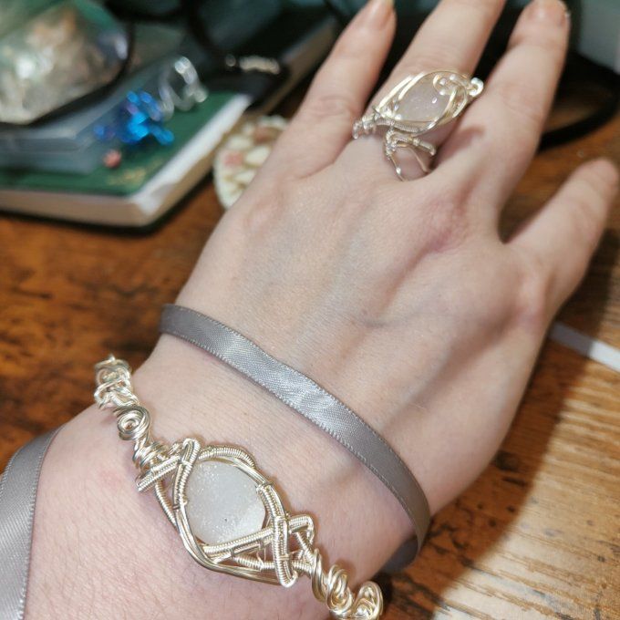 Collier agate druzy blanche 