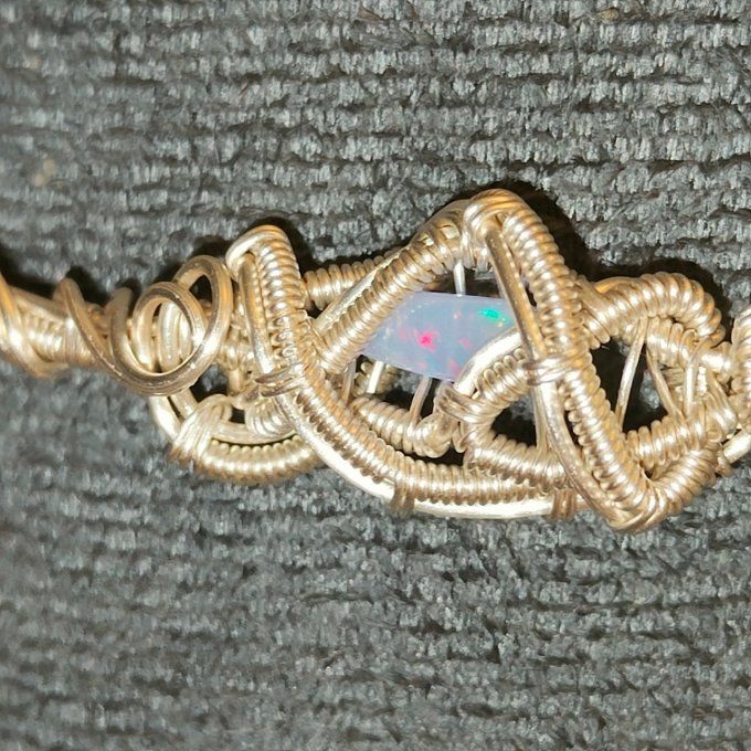 Collier Charms opale violette :pierre du renouveau