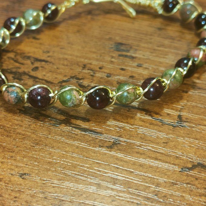 Bracelet Vita :conflits , réconfort et confiance  - 6MM