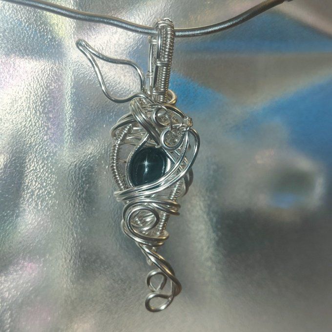  Black Star Diopside – Pierre de Protection & Confiance ✨