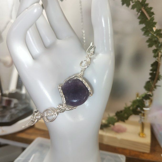 Collier Charms  Lepidolite ,pierre du jeu divin 
