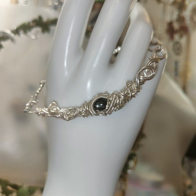 Collier Charms Diopside black star , pierre des larmes
