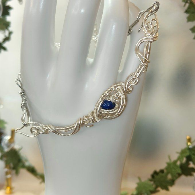 Colliers Charms  lapis Lazuli : la pierre divine