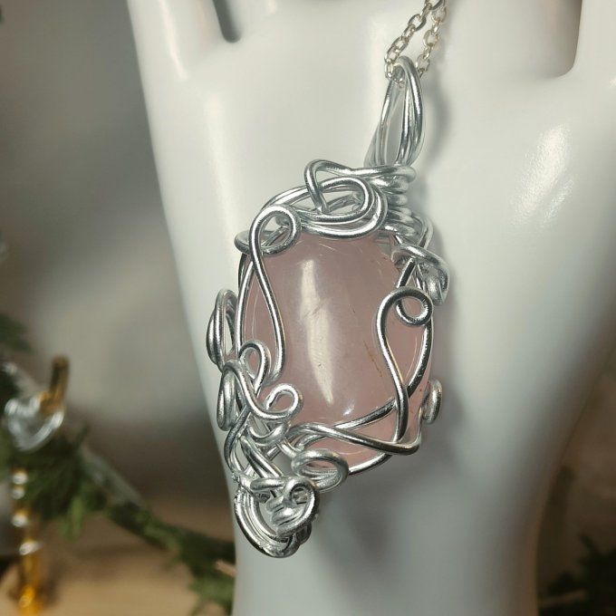 Pierre poison quartz rose 