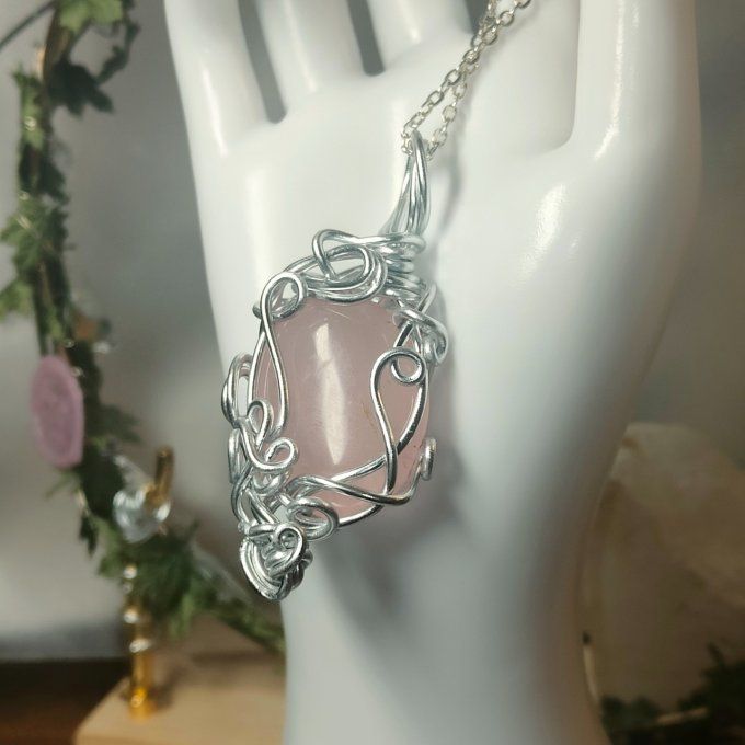 Pierre poison quartz rose 