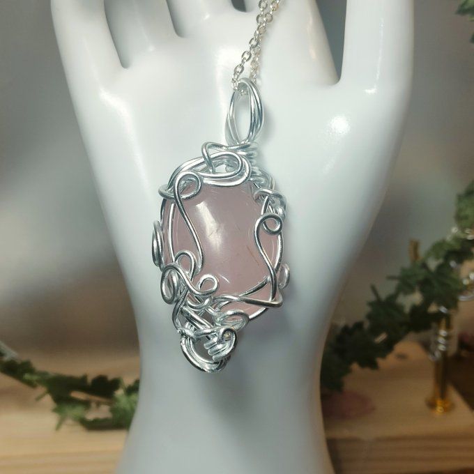 Pierre poison quartz rose 