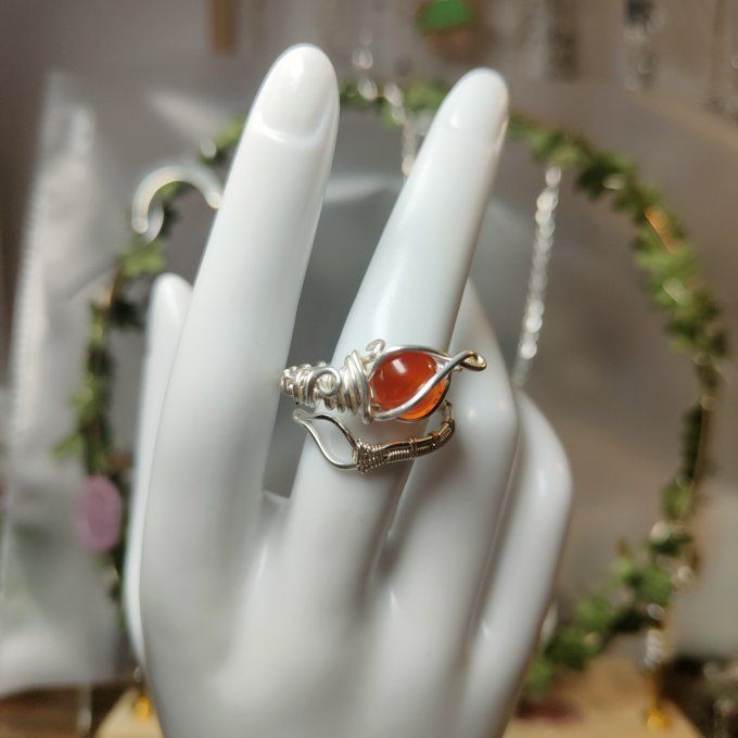 Bague perle cornaline tissé 