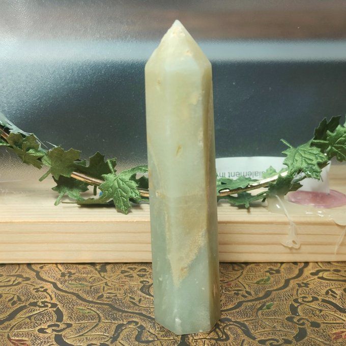 Obélisque calcite verte 9*2