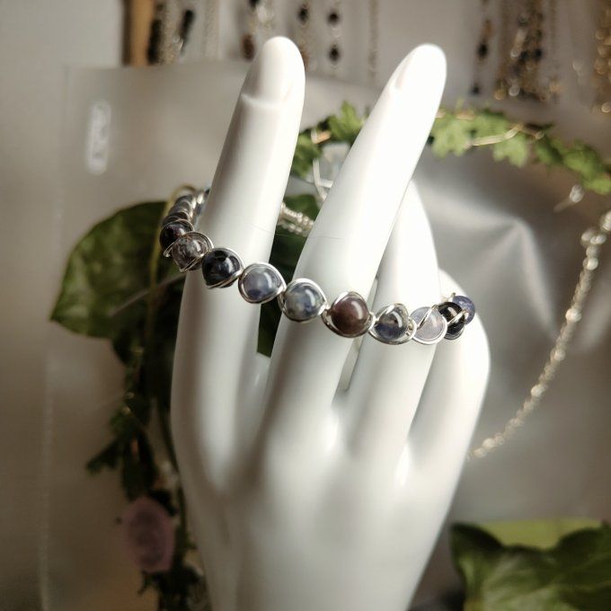 bracelet 6MM ✨Iolite (Cordierite) –✨ Saphir d'Eau : Pierre de Clarté et de Développement Spirituel✨
