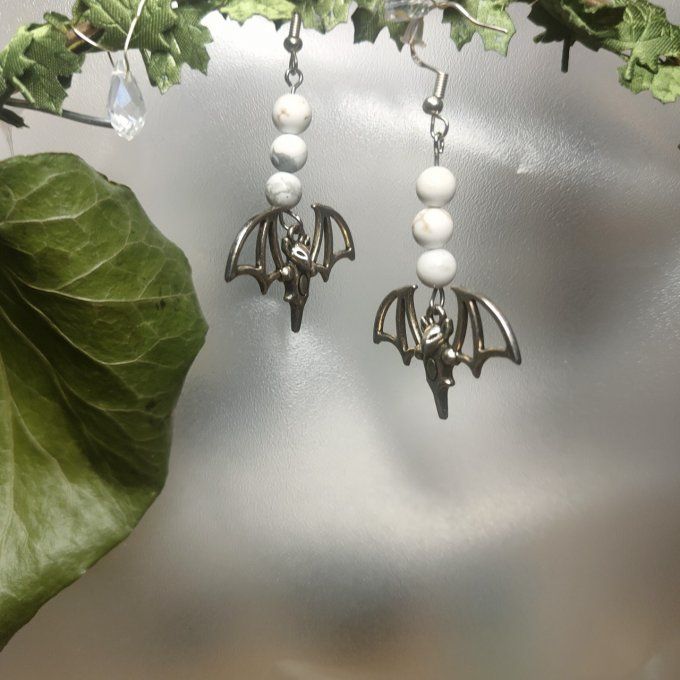 Bo howlite chauve souris ✨Calme et de Clarté Mentale✨promo