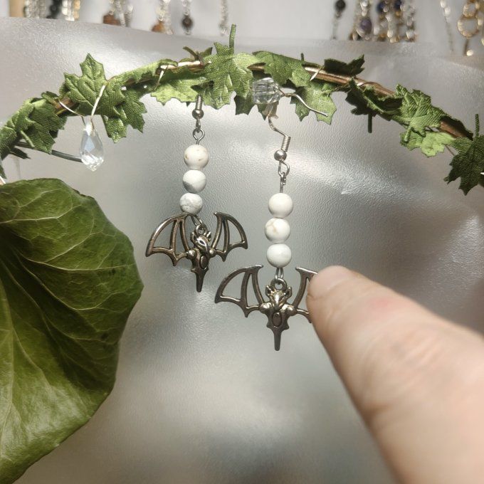 Bo howlite chauve souris ✨Calme et de Clarté Mentale✨promo