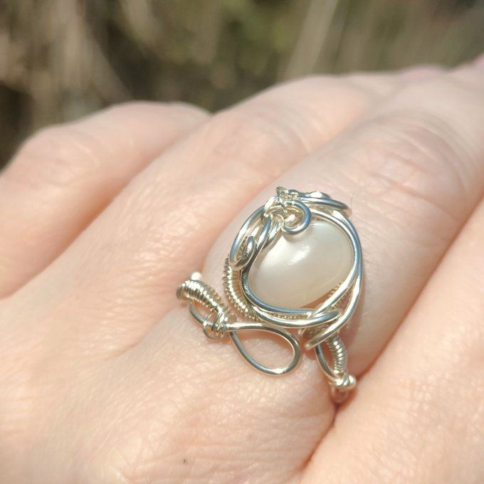 Bague Pierre de lune blanche ,✨ hecatolite - ajustable 