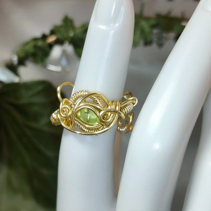 Bague péridot ajustable