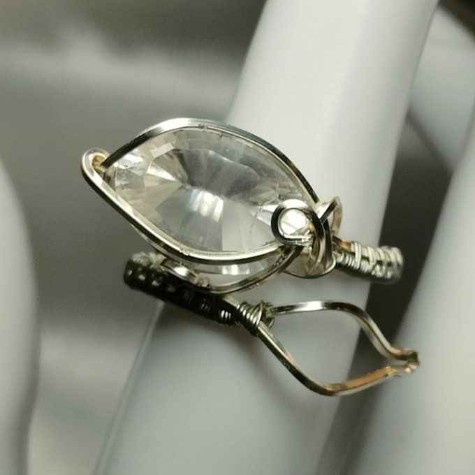 Bague cristal de roche -ajustable-promo✨Énergie, Clarté et Harmonie