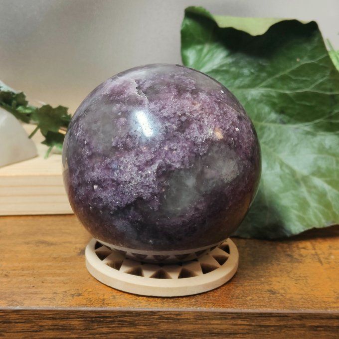 Sphere lepidolite 70 mm
