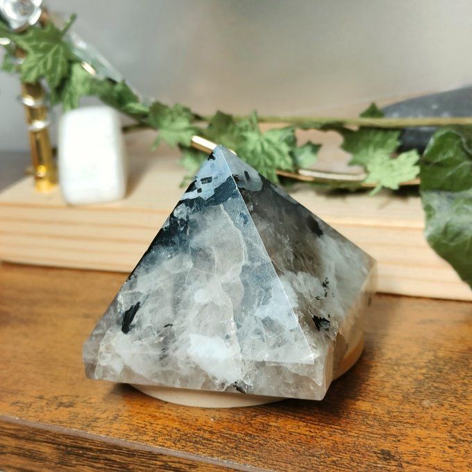 Pyramide péristerite tourmaliné 4,5*4,5/pierre de lune bleu