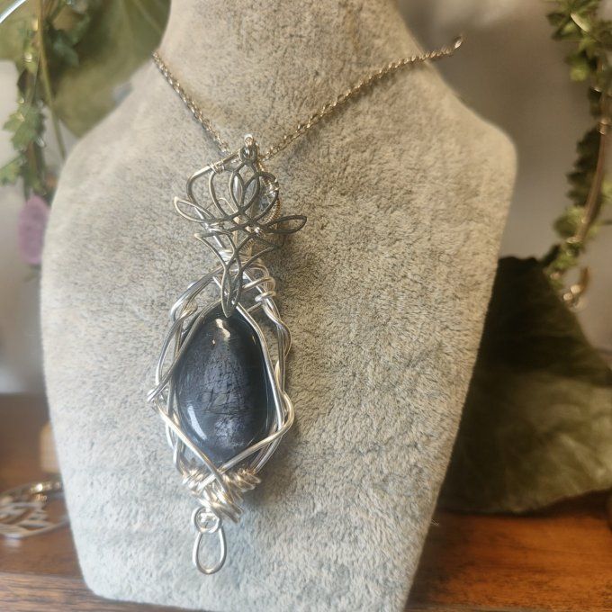 Iolite gemme pierre de soleil ✨le soleil de nos rêves 