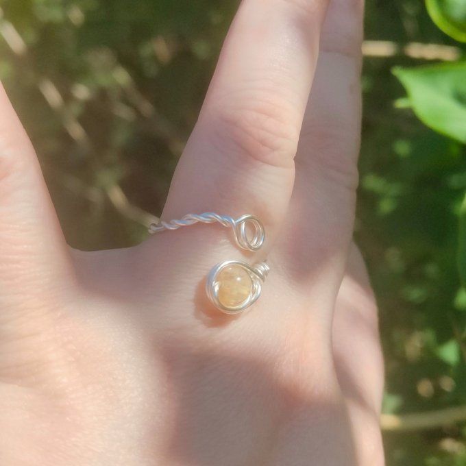 Bague citrine torsadé 