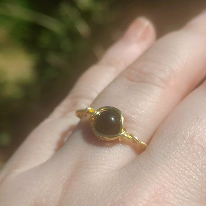Bague émeraude torsadé 