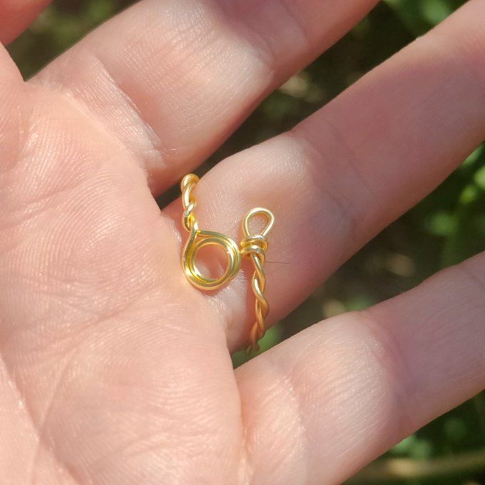 Bague émeraude torsadé 