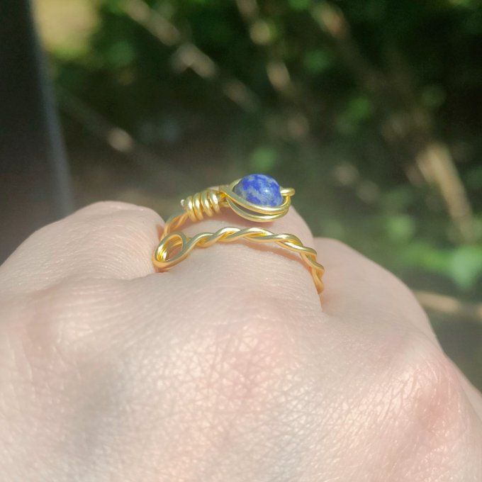 Bague torsadé lapis lazuli 
