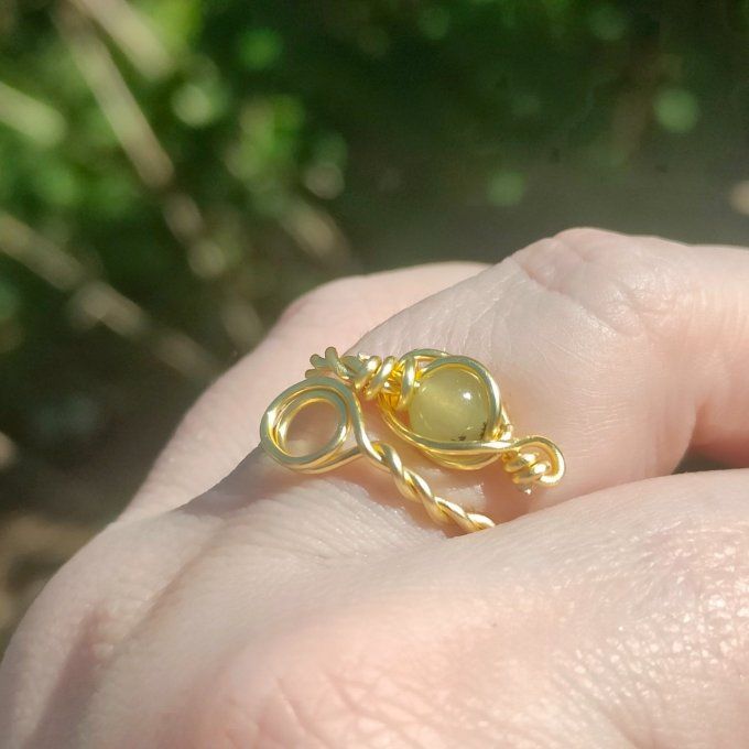 Bague torsadé phrenite 