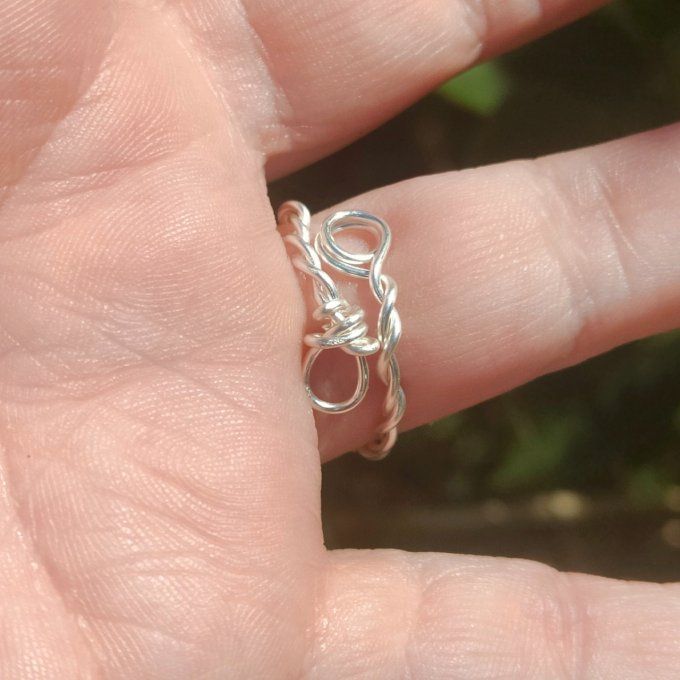 Bague bois fossile torsadé 