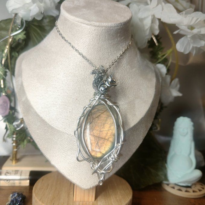Labradorite écureuil jaune 
