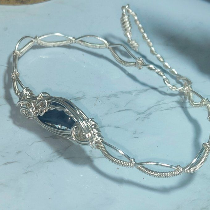 Bracelet Charms Sugilite :pierre du guérisseur de l'âme 