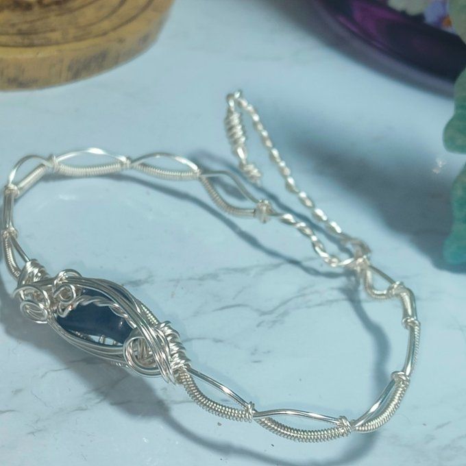 Bracelet Charms Sugilite :pierre du guérisseur de l'âme 