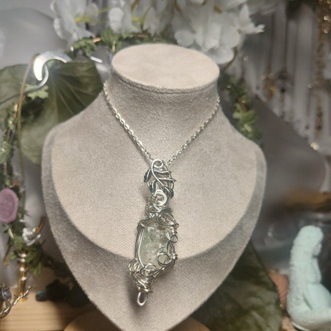Hiddenite –✨ Pierre de Sérénité et d'Estime de Soi✨